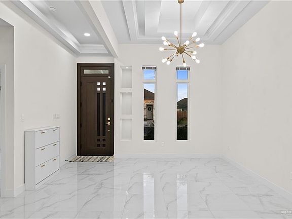 3rd image of 6105 N Pedaso Del Sol St