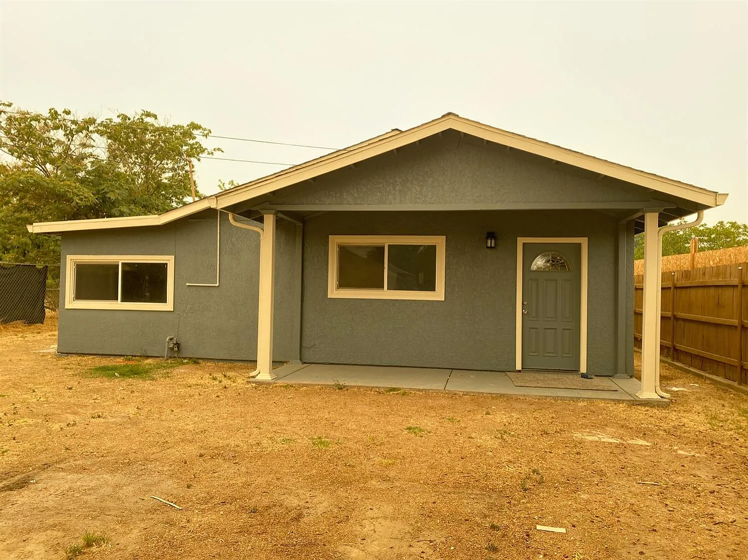 931 Elinor Ave #1/2 photo 1