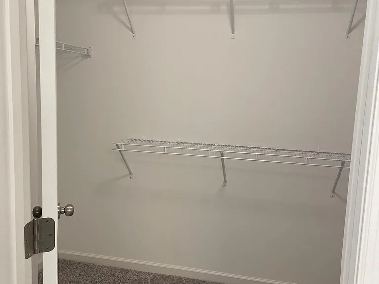 MasterBathWalkinCloset