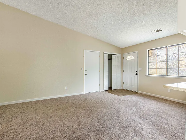 3521 Akeby Dr — Photo 6