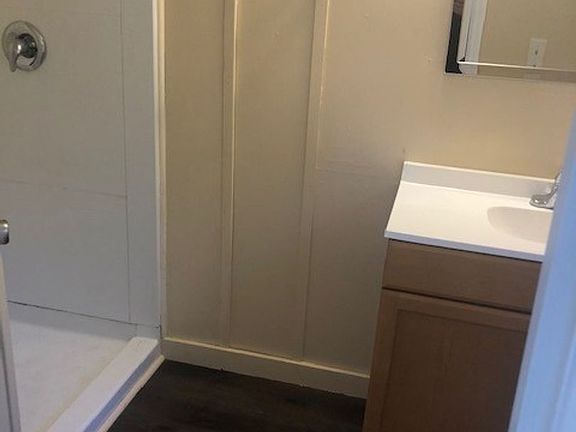 5th image of 251 Sam Smith Cir