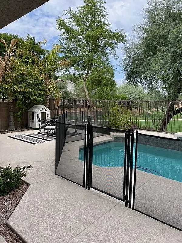 4 bed, 2200 sqft, $2,800 — Photo 2