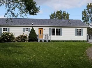 7469 Buckell Lake Rd, Holly, MI 48442