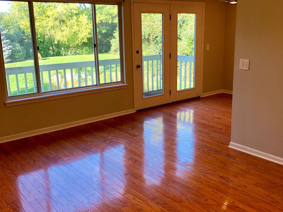 1st image of 215 Brett Cir Unit C