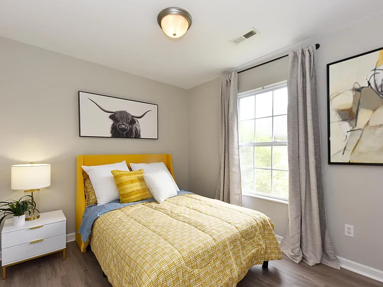 Residences at Devanshire — Photo 9