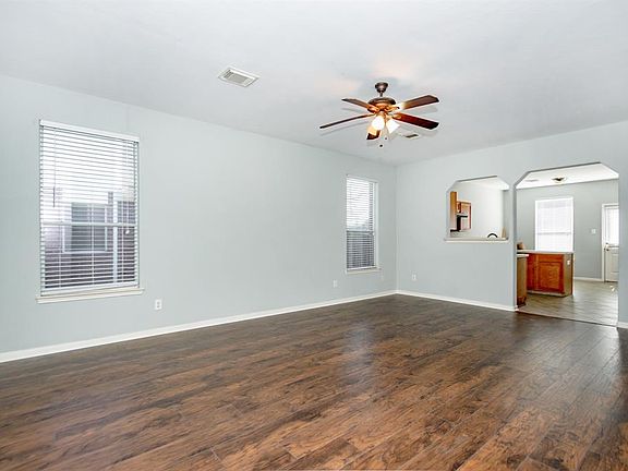 3rd image of 5502 McKinley Ct