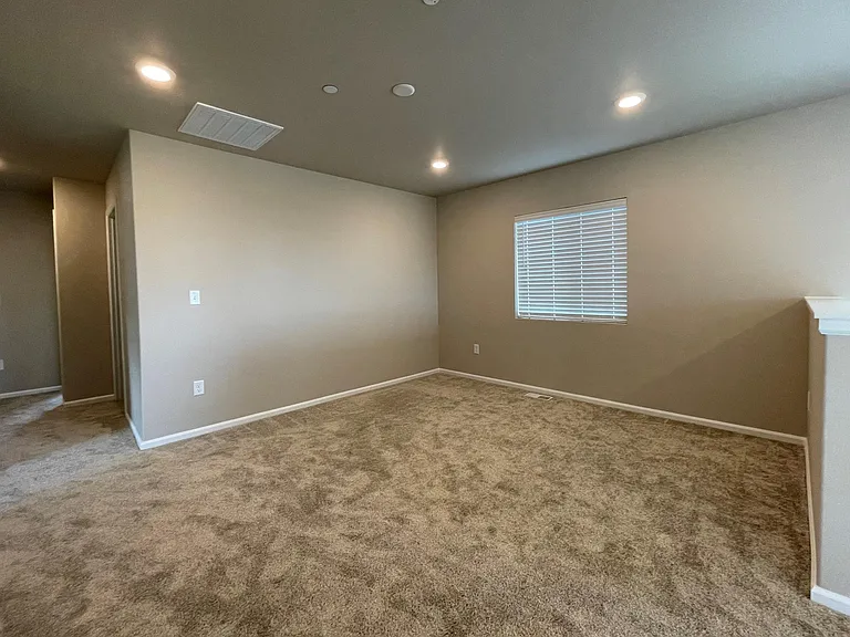 1037 Timberline Ave — Photo 11