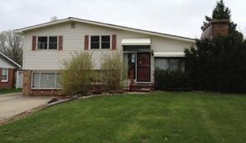 2nd image of 1614 Sherwood Dr