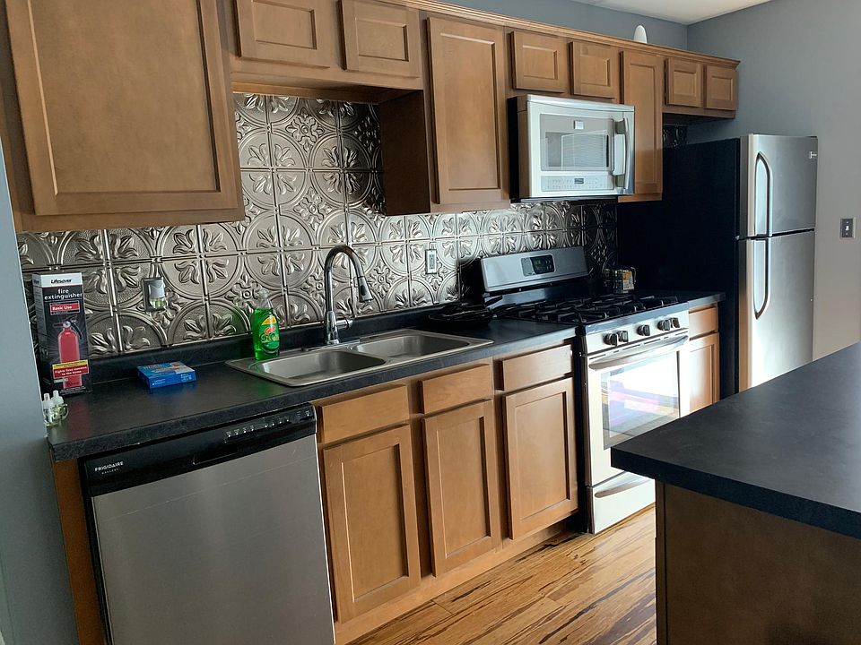 2nd image of 2919 Blake Rd APT C