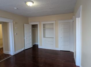 52 Dickerman St, New Haven, CT 06511