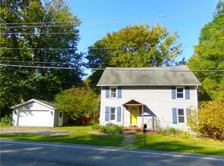 247 Hinkleyville Rd, Spencerport, NY 14559