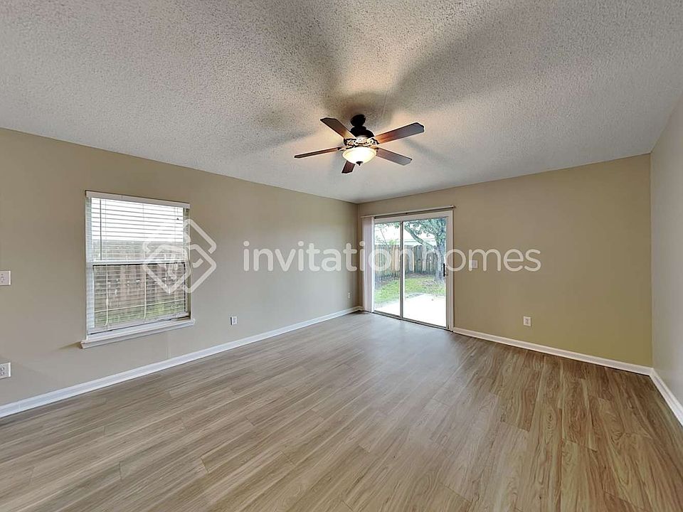 1st image of 129 Dragonfly Dr