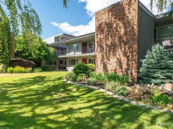 201 Pennsylvania Avenue #15, Wenatchee, WA 98801