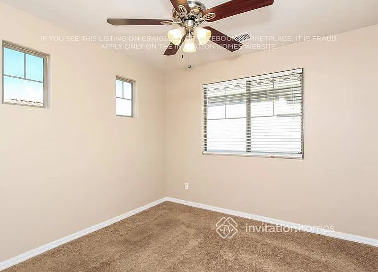 1922 W Faria Ln — Photo 9