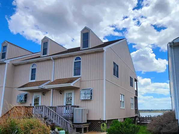 7432 Eastside Rd, Chincoteague, VA 23336