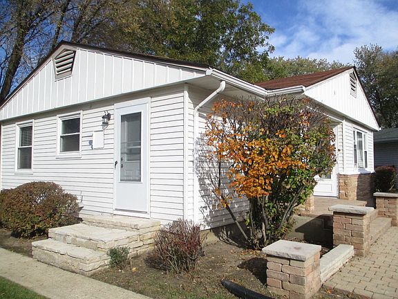 2nd image of 1810 W Greenwood Ave