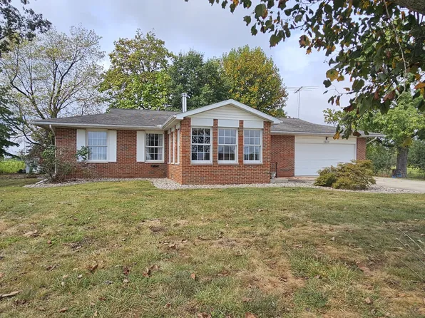 4165 Black Diamond Rd, Nashville, IL 62263