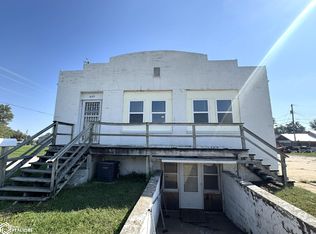1605 S 18th St, Centerville, IA 52544