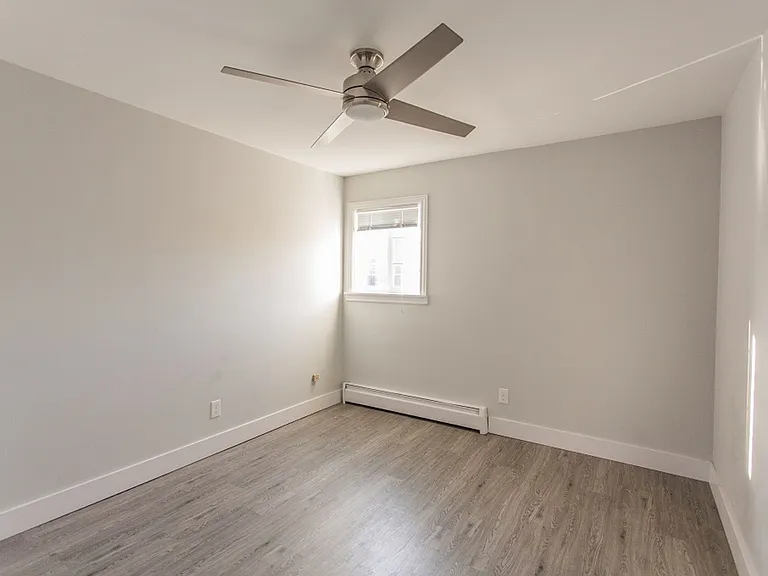2401 Walnut St #6 — Photo 19