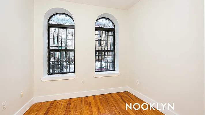 Rented by Nooklyn NYC LLC | media 10