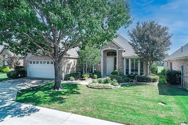 1st image of 368 Pine Valley Dr