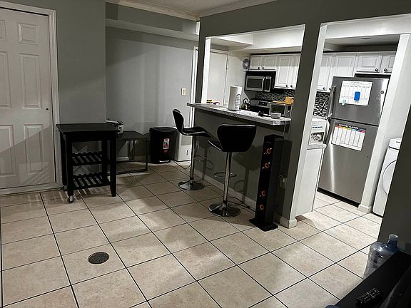 2nd image of 134 W 117th St APT 1