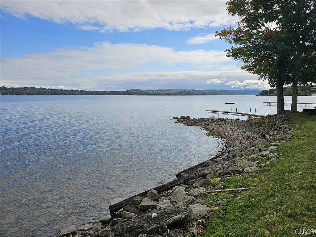 2 bed, 1.0 bath, 1040 sqft, $1,500 — Photo 4