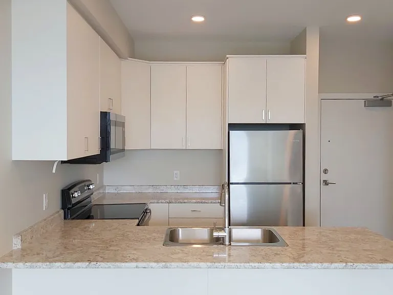 665 Redington Ave #211 — Photo 26