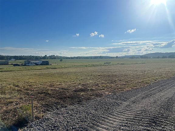 5th image of 16991 W 829th Rd