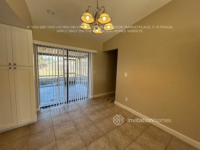 2130 SW 12th Pl — Photo 5