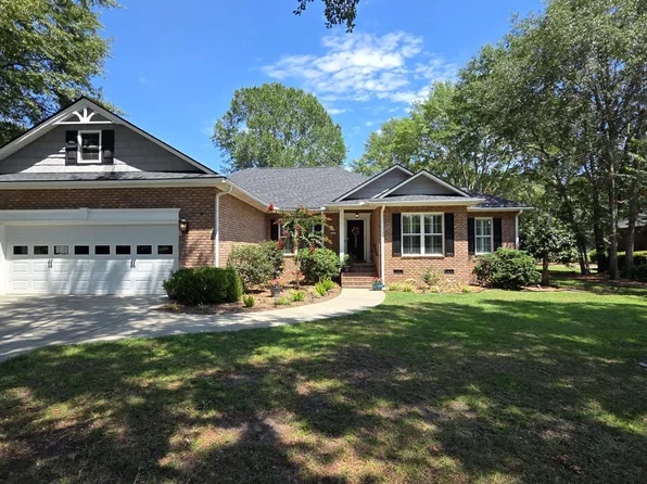 6 Lake Arbu Dr, Manning, SC 29102