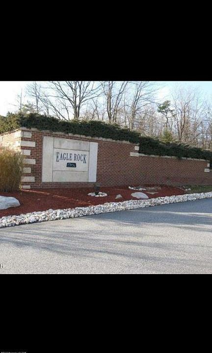 1st image of 15 N Janhanna Cir