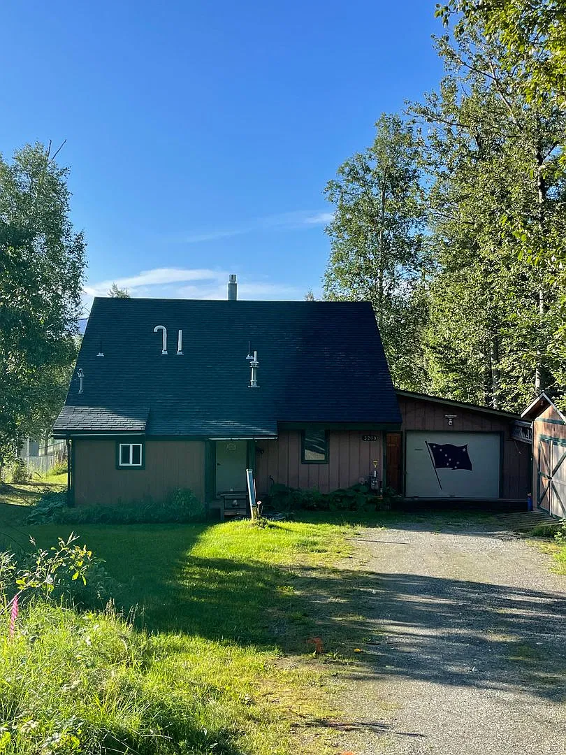 Lake property in Wasilla — Photo 2