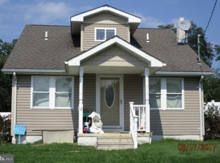 12 Nottingham Rd, Pennsville, NJ 08070