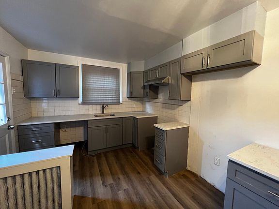 5th image of 2030 S Darien St
