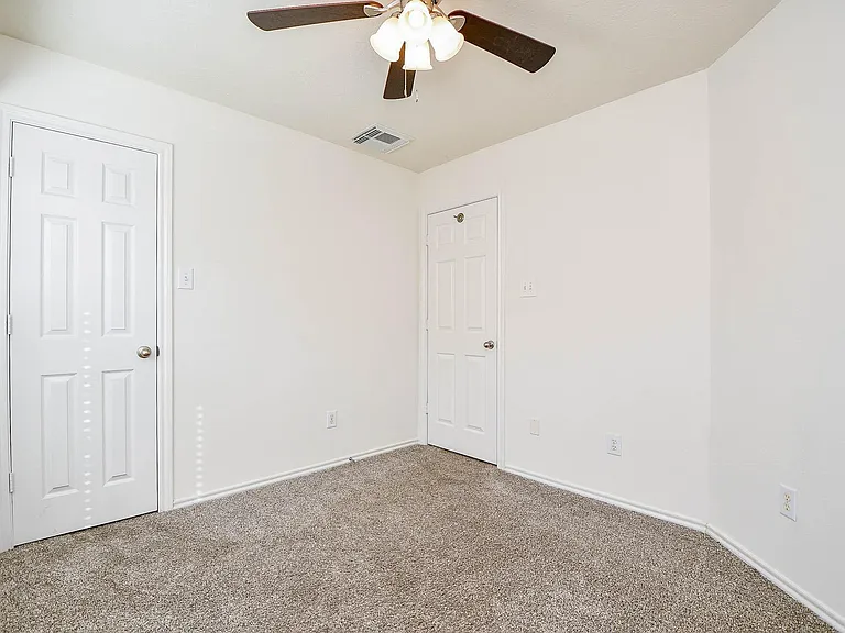 5607 Stonecloud Ln — Photo 36