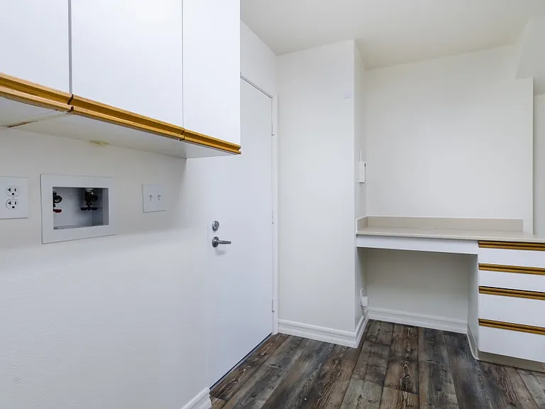 Bayview Hills - Military Housing — Photo 9