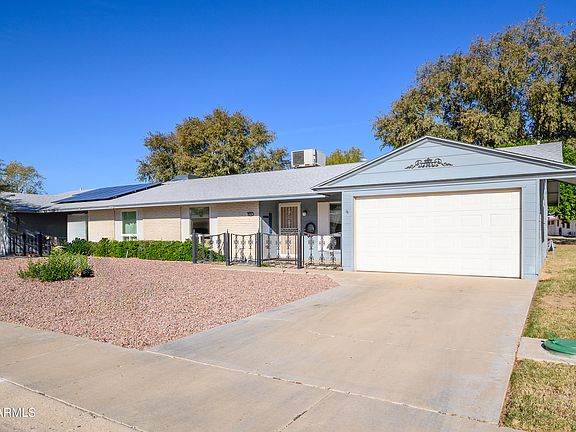 2nd image of 9906 W Spruce Drive