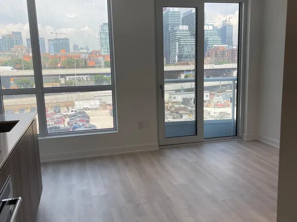 15 Richardson St #405, Toronto, ON M5A 4J9