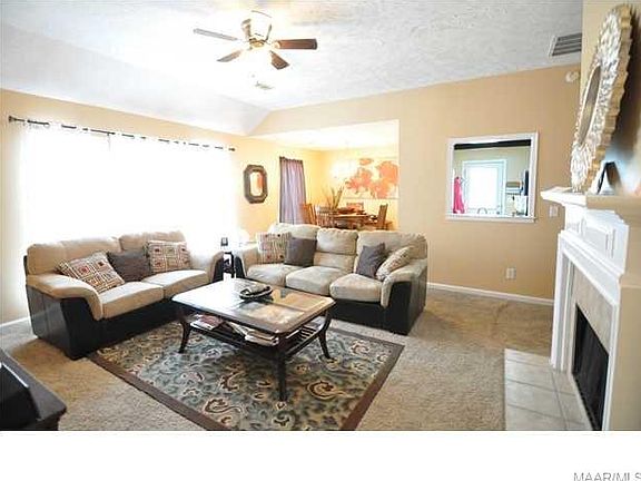 4th image of 2068 W Aberdeen Dr