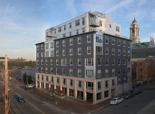 21 Chestnut St #2E, Portland, ME 04101