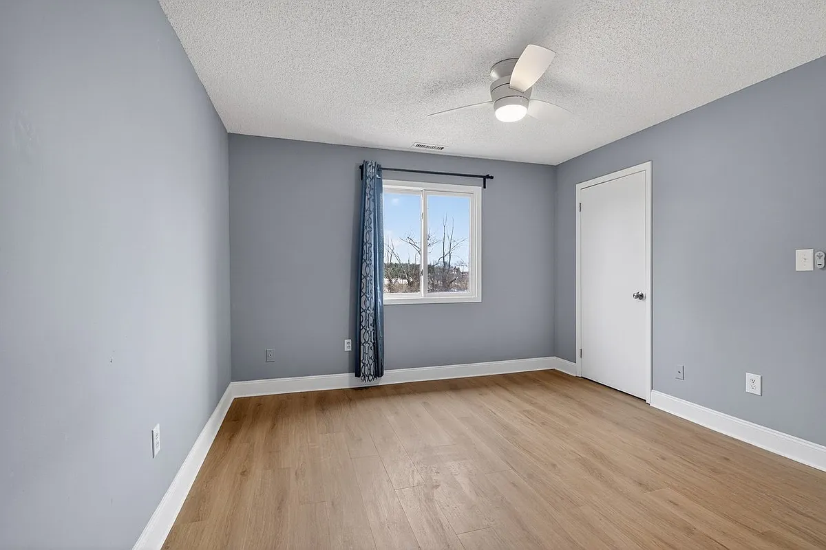 Bedroom - 304 Aspen Dr #304