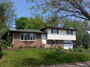 913 Crabapple Dr, State College, PA 16801