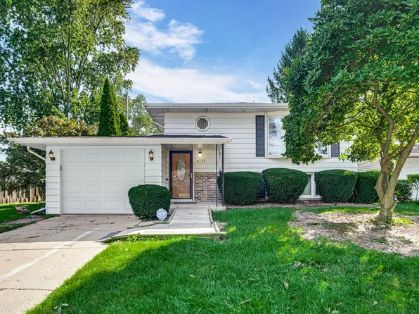 6777 Polk St, Merrillville, IN 46410