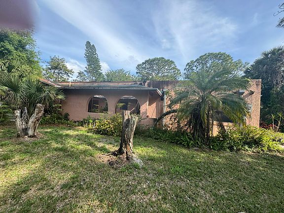 3rd image of 3576 161st Terrace N