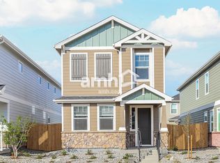 374 N Addison Way, Aurora, CO 80018