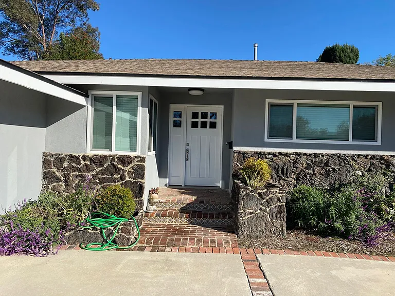 5900 Cahill Ave — Photo 3