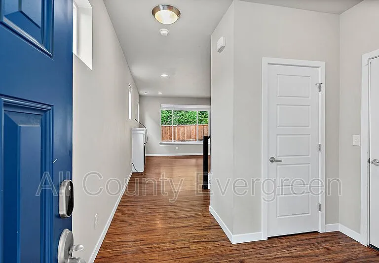 11913 173rd St E — Photo 3