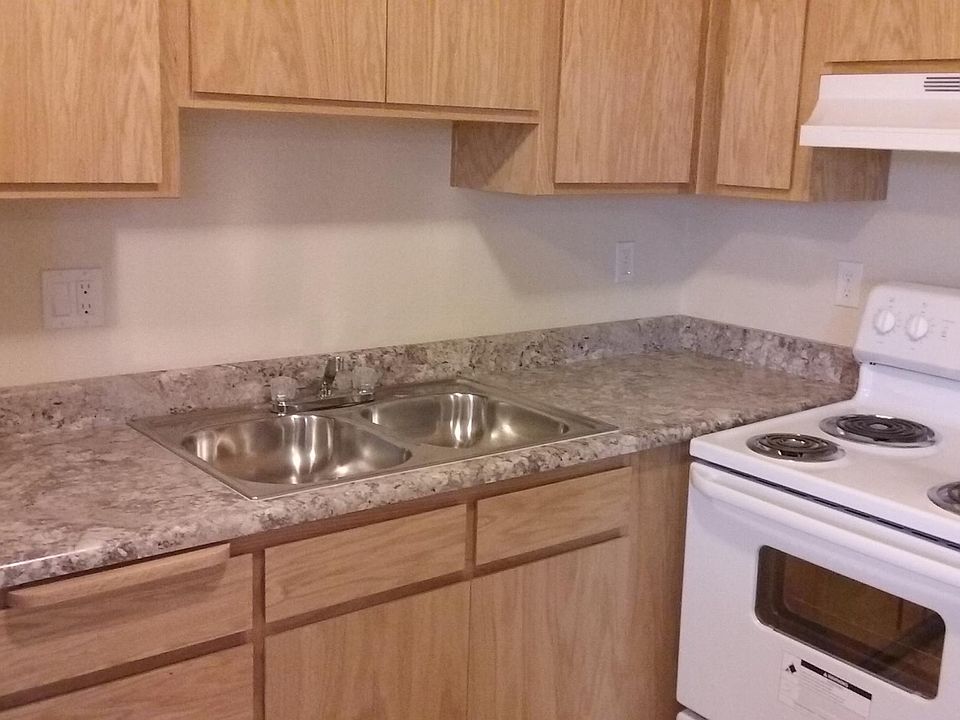 2nd image of 1100 E 17th St