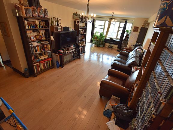 3rd image of 2944 W 5th St APT 20R